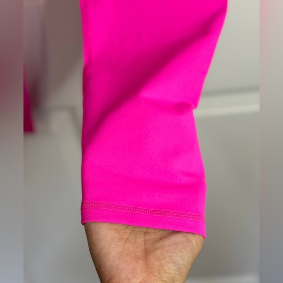 Fabletics Define PowerHold® High-Waisted 7/8 Legging - Picture 3 of 9